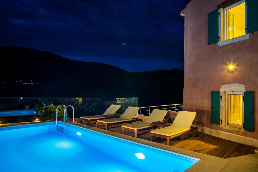 Iconic Villas - Villa Vada room 4